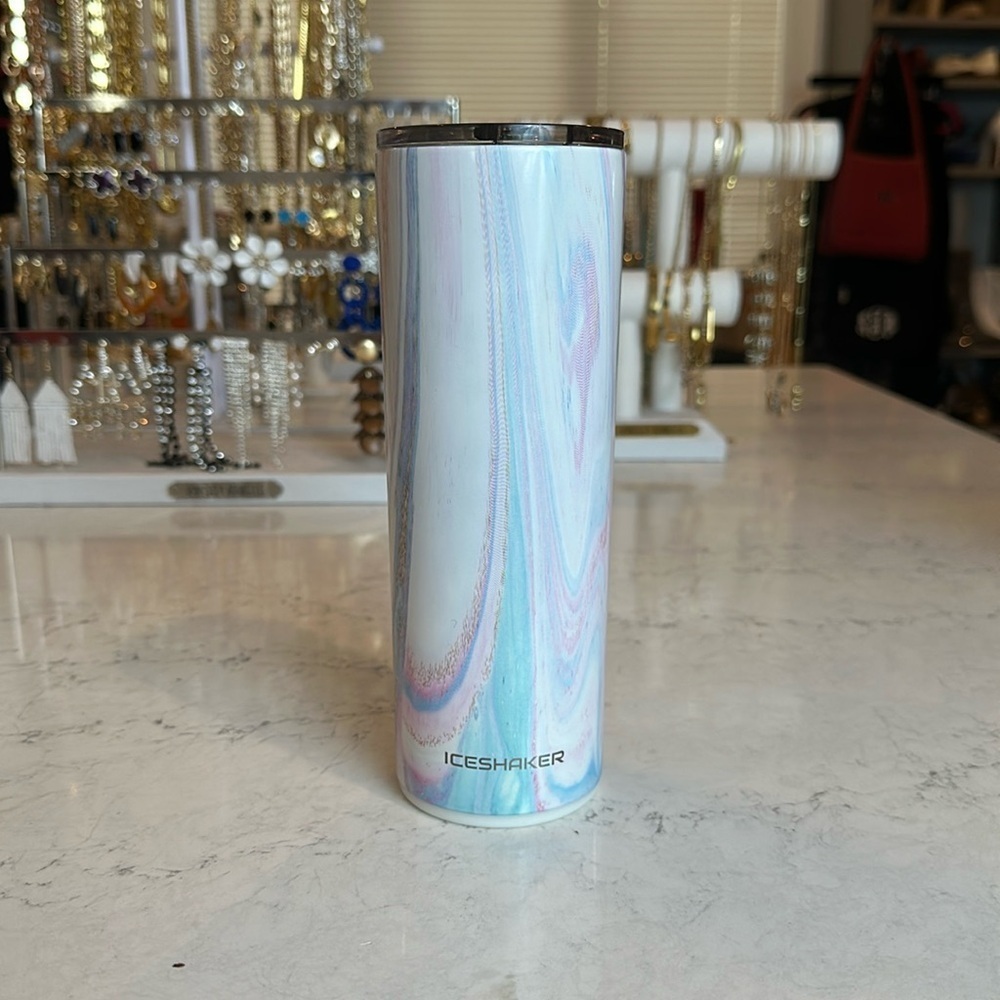 Ice Shakers white/pink/blue swirl pattern 16 oz tumbler